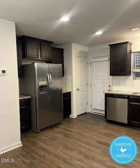 Foto del edificio - 11 Belhaven Dr