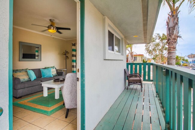 Foto del edificio - 4 Bed 2 Bath in South Mission Beach - one ...