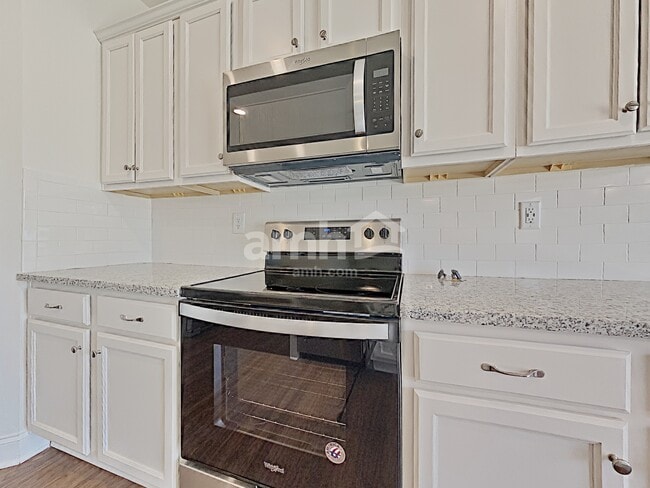 Building Photo - 2462 Napa Valley Dr