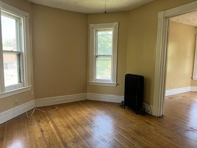 Building Photo - 205 Fulton Ave