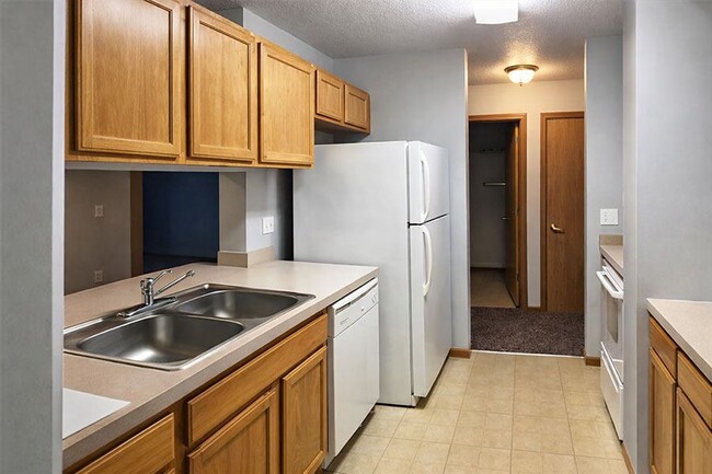 Building Photo - MEADOWS OF LUKE RIDGE