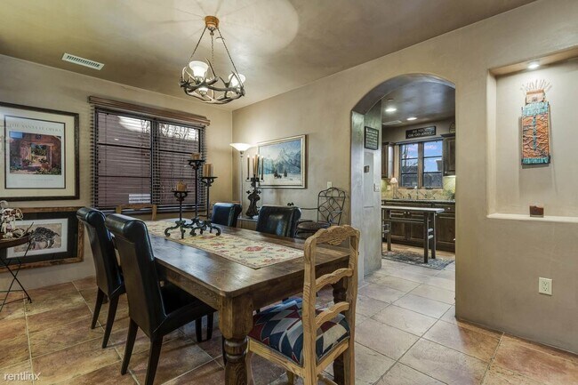 Foto del edificio - 2 br, 2 bath Condo - 103 Catron St