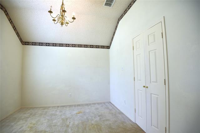 Foto del edificio - 9700 Summer Dr