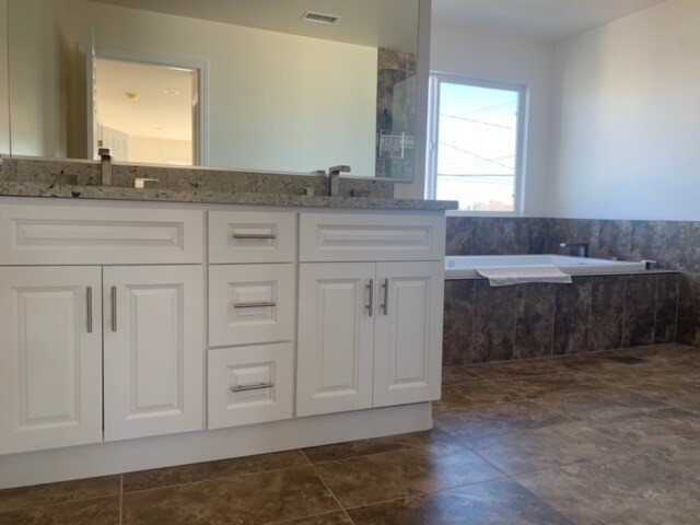Master Bathroom - 4539 Halison St