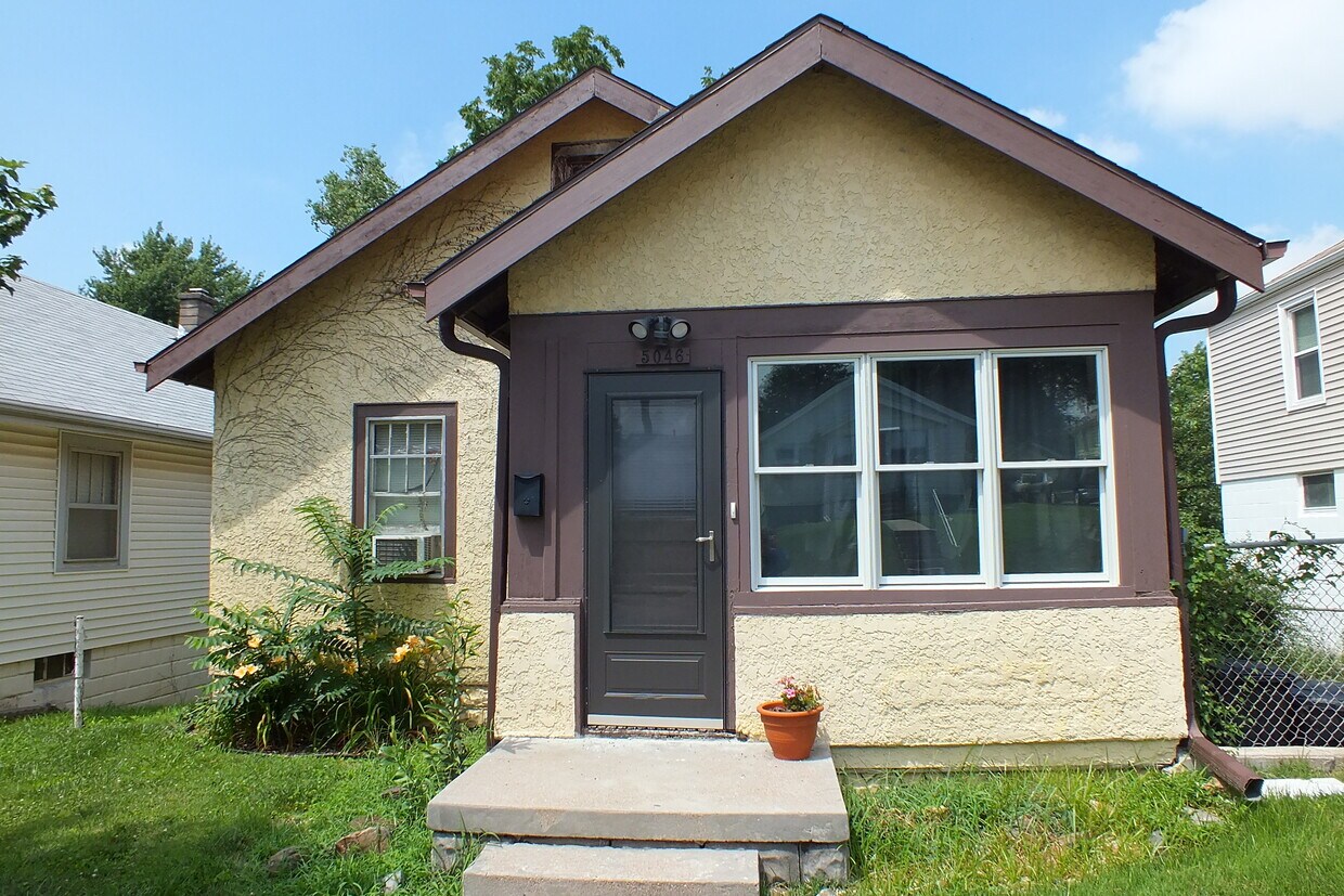 Primary Photo - 5046 Corby St