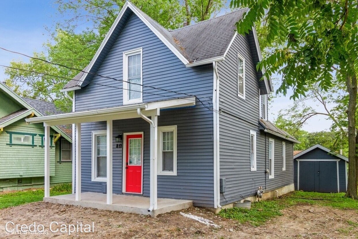 3 br, 2 bath House 812 Euclid Ave House for Rent in Des Moines, IA