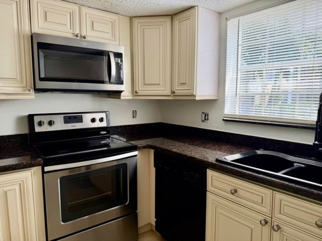 Photo - 6308 La Costa Drive D, Boca Raton (Unincorporated) , FL 33433