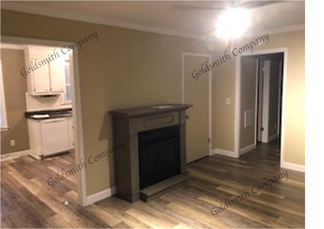 Foto del edificio - 706 South E Street-Available Soon in Easley!