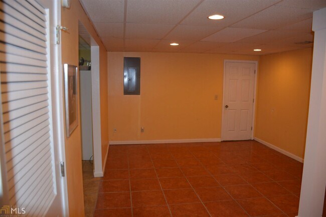 Foto del edificio - 3024 Ravenwolfe Way SW