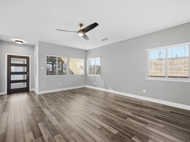 Building Photo - 701 Presidio St