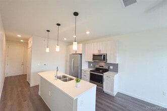 Building Photo - 4900 W 29th Ave