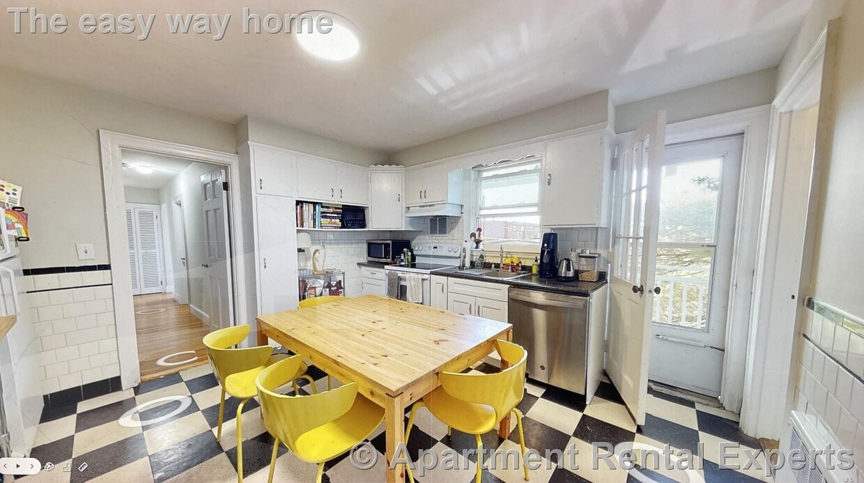 Photo - 279 Washington St Unit #3