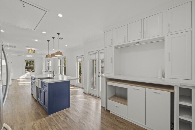 Foto del edificio - 724 E 21st St