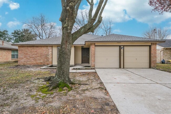 Building Photo - 3435 Edgecreek Dr