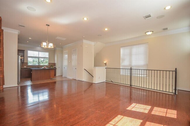 Foto del edificio - 3325 Clearview Cir