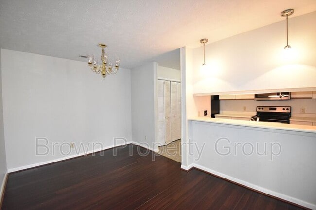 Building Photo - 664 Bartons Landing Pl