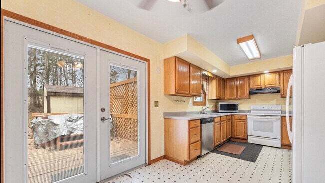 Foto del edificio - 21923 Fleming Ave