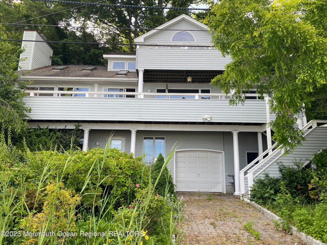 9 Lake Dr, Island Heights, NJ 08732 House Rental in Island Heights