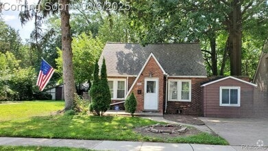 Building Photo - 21612 Harper Lake Ave
