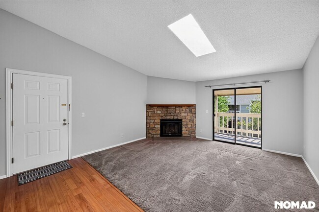Foto del edificio - 8225 S Fairmount Dr