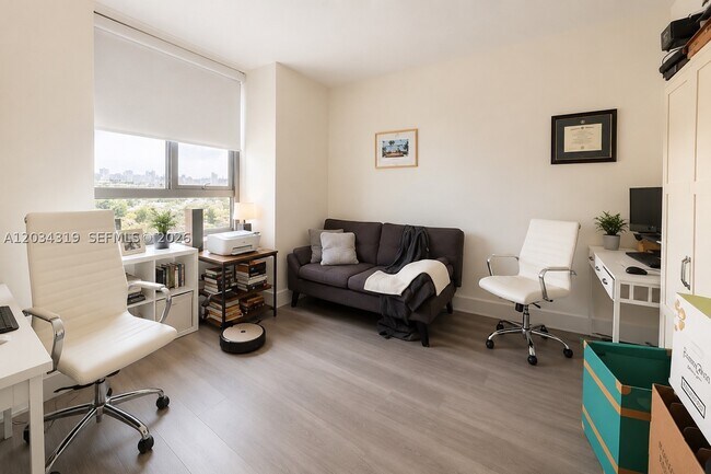 Foto del edificio - 90 SW 3rd St