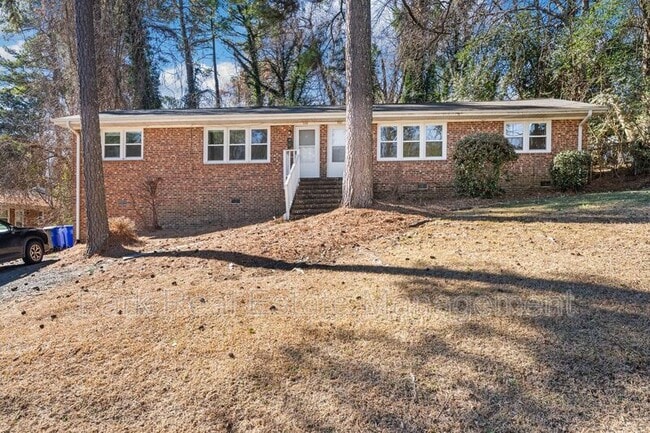 Photo - 635 N Columbia St House