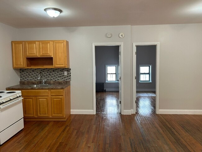 Building Photo - 1744 Pitkin Ave