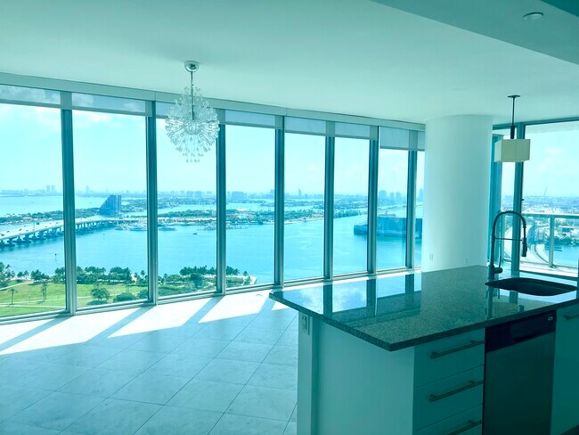 Building Photo - 888 Biscayne Blvd