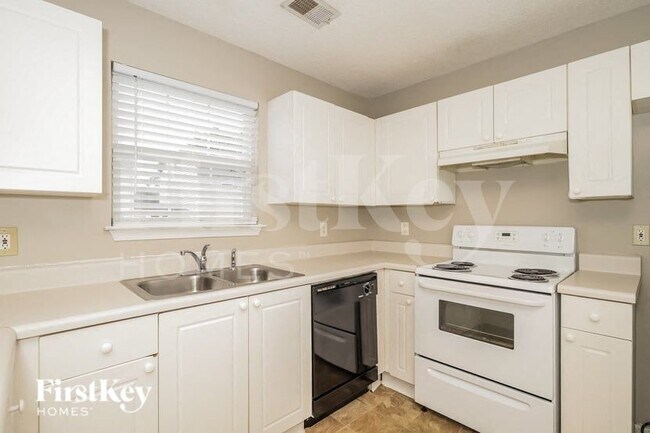 Foto del edificio - 137 Watercress Ct