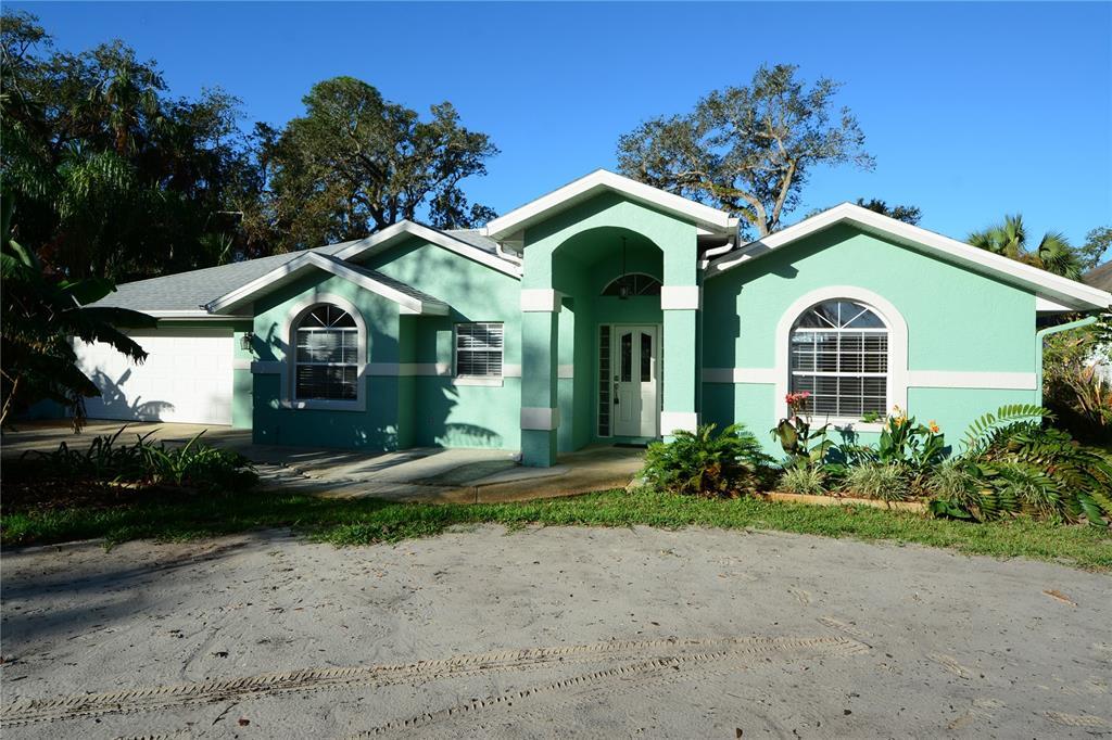 Primary Photo - 1501 Lambert Ave