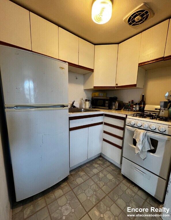 Foto del edificio - 153 Brighton Ave