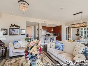 Foto del edificio - 610 E Market St