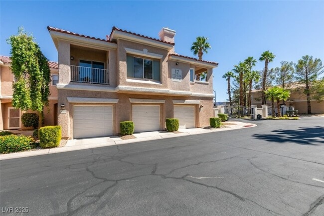 Foto del edificio - 251 S Green Valley Pkwy