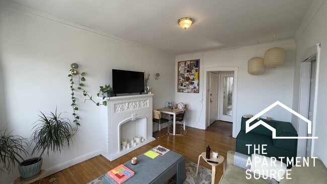 Foto del edificio - 2929 W McLean Ave
