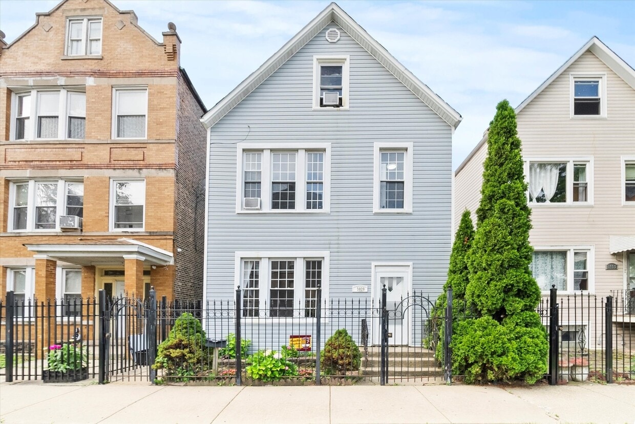 Primary Photo - 3029 W 39th Pl