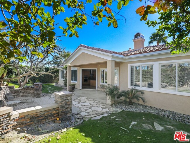 Building Photo - 80290 Paseo De Norte