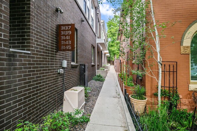 Photo - 3139 Vallejo St Townhome