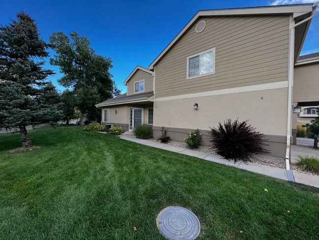 Foto del edificio - Stunning 4-Bedroom, 4-Bathroom Home in Sou...