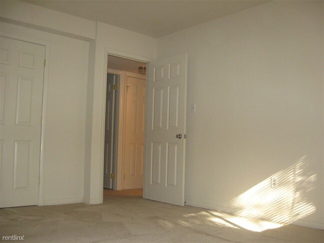 Building Photo - 6103 Bellona Ave