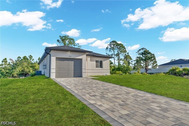 Foto del edificio - 747 Newell St E