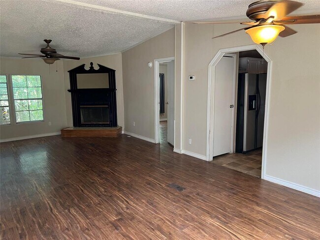 Building Photo - 4140 W Mossy Oaks Rd