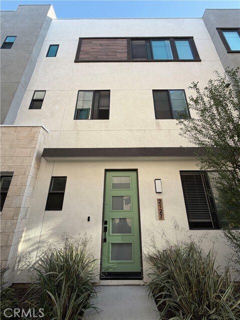 Building Photo - 2127 Marine Walk