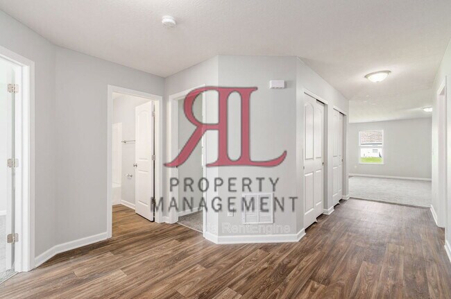 Foto del edificio - 5622 Branchville Dr