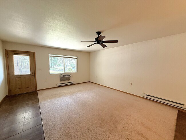 Foto del edificio - 5856 Delikowski St