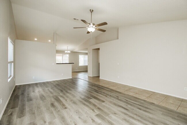 Foto del edificio - 1409 W 15th Ave