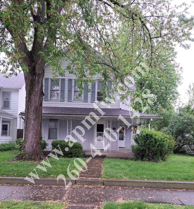 Building Photo - 628 1/2 3rd St
