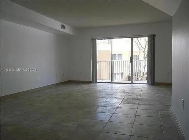 Foto del edificio - 14907 SW 80th St