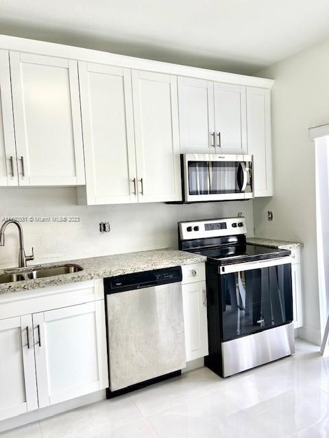 Foto del edificio - 6962 NW 179th St