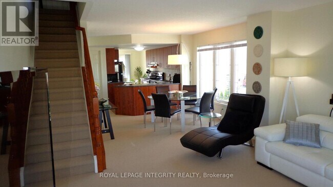 Building Photo - 176 Chapman Mills Dr