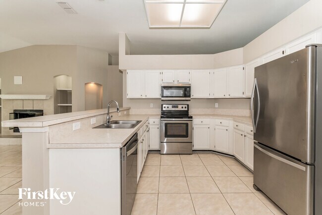 Building Photo - 373 Island View Cir